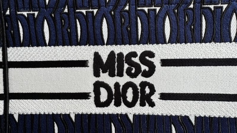 chr1st1an D10r shopping bags